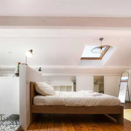 Hébergement de vacances House With Terrace On The Roofs Of